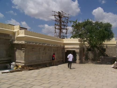 Sri Chamundeshwari Temple (bangalore_100_1676.jpg) wird geladen. Eindrucksvolle Fotos von der indischen Halbinsel erwarten Sie.